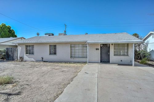 829 E Echo Ln, Phoenix, AZ, 85020-3454 | Card Image