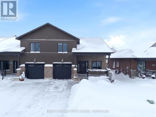 225A Thames Ave, Mitchell, ON, N0K1N0 | Card Image