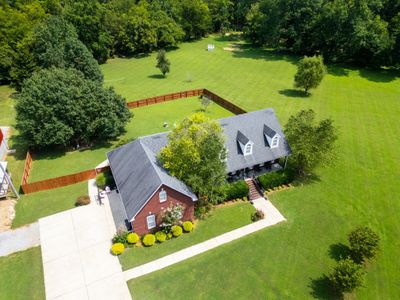 8171 Cedar Grove Rd, House other with 3 bedrooms, 4 bathrooms and 2 parking in Cross Plains TN | Image 2