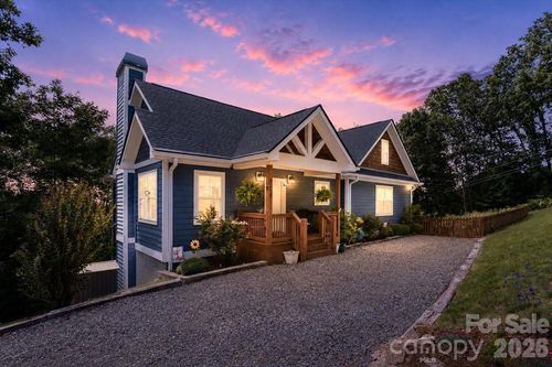 204 Mostert Dr, Asheville, NC, 28804-0029 | Card Image
