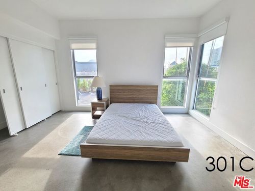 301-4210 Del Rey Ave, Marina del Rey, CA, 90292-7757 | Card Image