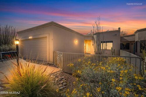 374 S Avenida De Las Sabinas, Green Valley, AZ, 85614-4701 | Card Image