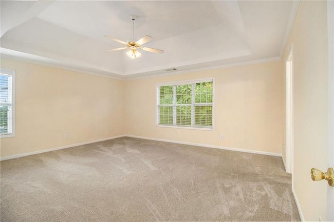 5821 Saint Miles Dr, House other with 5 bedrooms, 3 bathrooms and 4 parking in Buford GA | Image 8