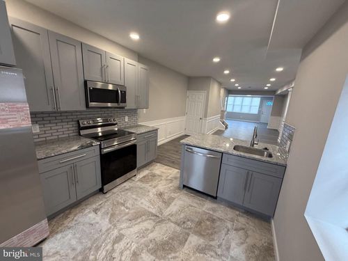 5408 Diamond St, PHILADELPHIA, PA, 19131-3111 | Card Image