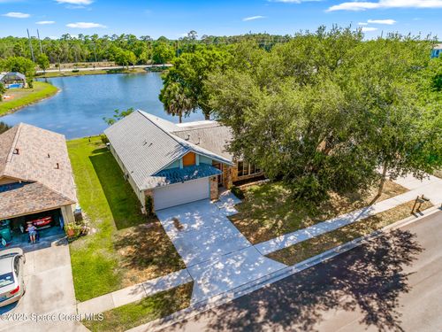 149 Oak Lake Rd, Melbourne, FL, 32901-8643 | Card Image