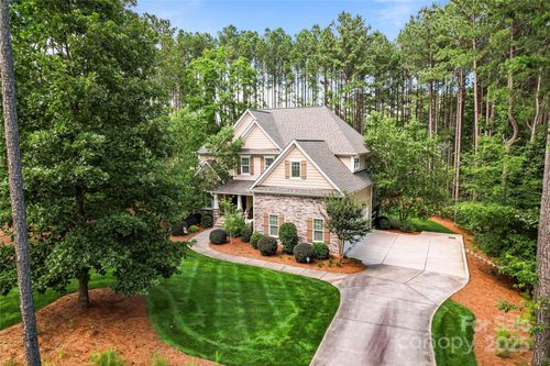 109 Trent Pines Dr, Mooresville, NC, 28117-8511 | Card Image