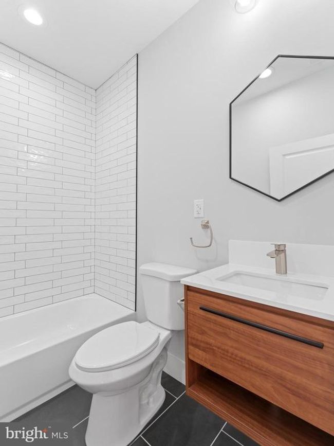 6442 Lansdowne Ave, Home with 2 bedrooms, 1 bathrooms and null parking in PHILADELPHIA PA | Image 41