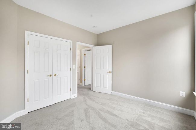 APT-208 - 500 King Farm Blvd, Condo with 3 bedrooms, 2 bathrooms and null parking in ROCKVILLE MD | Image 32