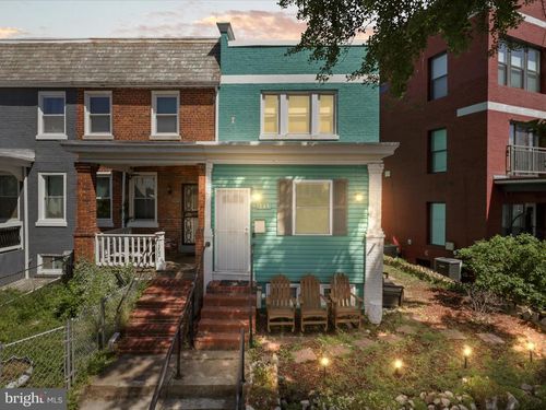 1264 Penn St Ne, WASHINGTON, DC, 20002-2810 | Card Image