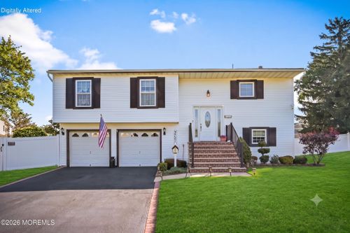 20 Jay Ct, Hazlet, NJ, 07730-1116 | Card Image