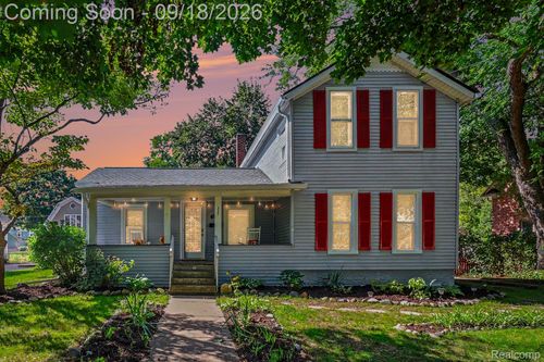 321 W Sibley St, Howell, MI, 48843-2131 | Card Image