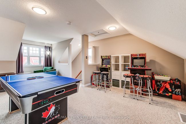 616 Frieburg Dr, House other with 5 bedrooms, 4 bathrooms and 2 parking in Waterloo ON | Image 29