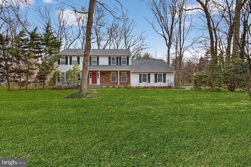 16 Beechtree Ln, Plainsboro, NJ, 08536-3705 | Card Image