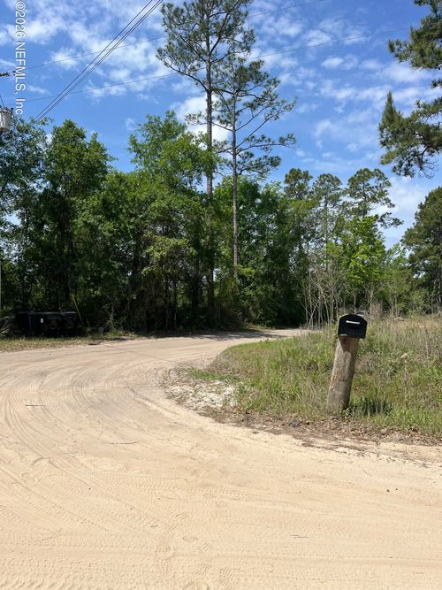 5950 Sweet Moody Rd, Green Cove Springs, FL, 32043-8850 | Card Image