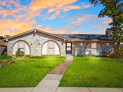 3215 Rockne Ln, Mesquite, TX, 75150-2247 | Card Image