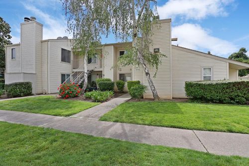 42-700 Mccoy Ct, Lodi, CA, 95240-8109 | Card Image