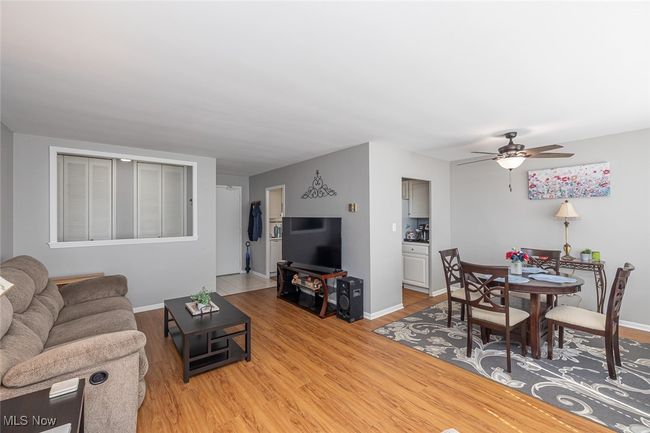 APT-1609 - 12520 Edgewater Dr, Condo with 1 bedrooms, 1 bathrooms and null parking in Lakewood OH | Image 9