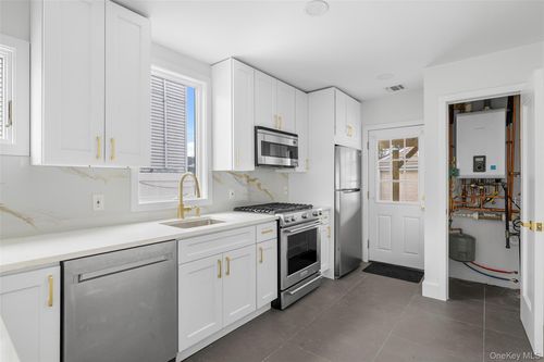 36 Kildare Rd, Island Park, NY, 11558-1026 | Card Image