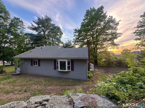207 Scully Rd, Somers, CT, 06071-1722 | Card Image