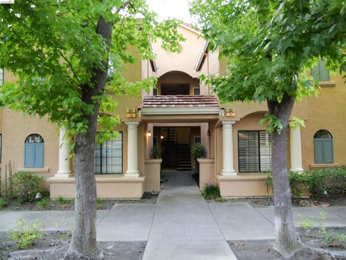 202-5022 Lakeview Dr, San Ramon, CA, 94582-3867 | Card Image