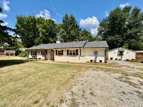 7460 W Shahkoka Dr, Olive Branch, MS, 38654 | Card Image