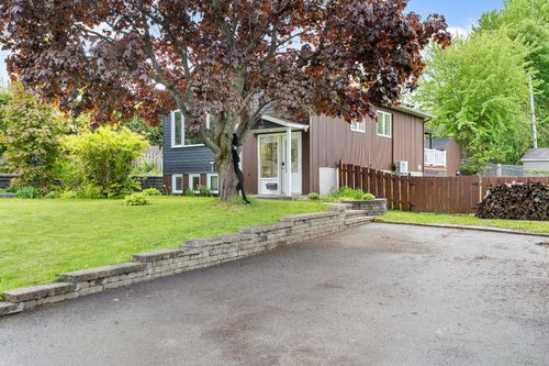835 Rue Du Rocher, Lévis, QC, G7A3X7 | Card Image