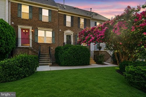 3019 22nd St S, Arlington, VA, 22204-5352 | Card Image