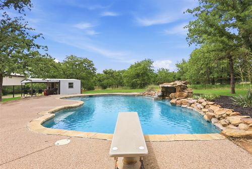 992 Fm 2210, Bridgeport, TX, 76426-4745 | Card Image