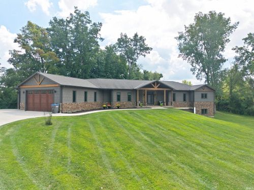 106 Southfield Rd, Winona Lake, IN, 46590-1718 | Card Image