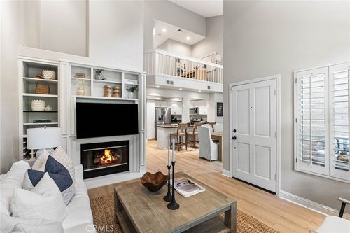 4 Nightingale Dr, Aliso Viejo, CA, 92656-1758 | Card Image