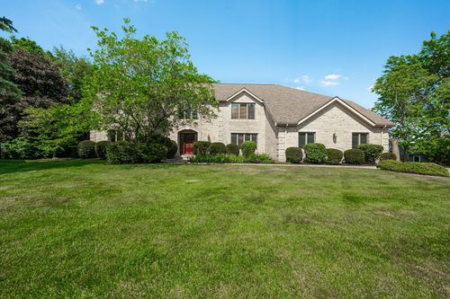 1232 Lochcarren Ct, Columbus, OH, 43235-5122 | Card Image
