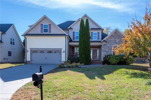 307 Royal Fern Dr, Clemmons, NC, 27012-7390 | Card Image
