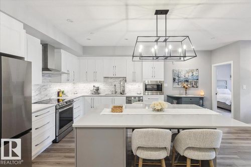 7463 May Cmmon Nw, Edmonton, AB, T6R0X1 | Card Image