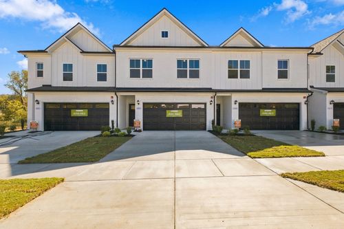 709 Shreve Dr, Gallatin, TN, 37066-6876 | Card Image