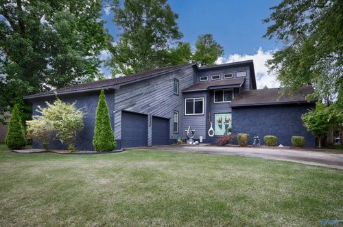 148 Kingswood Dr, Huntsville, AL, 35806-1299 | Card Image