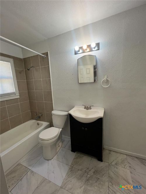 1414 Mulford St, Killeen, TX, 76541-2948 | Card Image