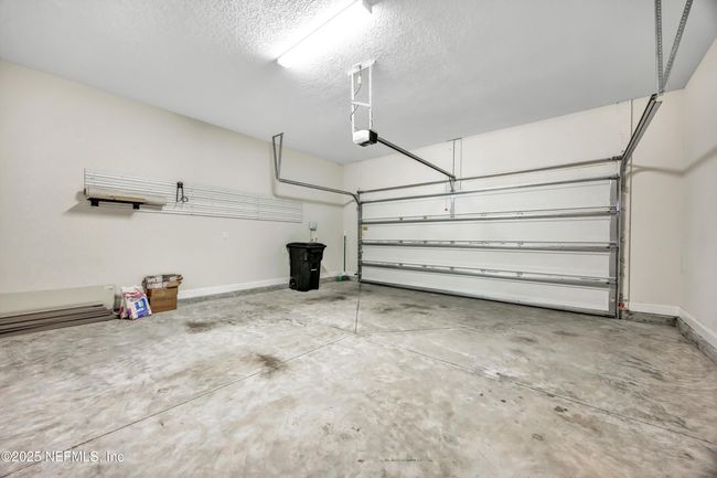 Garage | Image 23