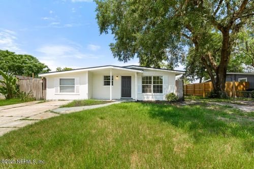 423 Brighton Ave, Orange Park, FL, 32073-3328 | Card Image