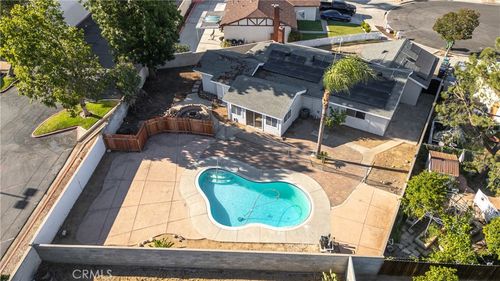 25141 Silent Creek Rd, Moreno Valley, CA, 92553-4337 | Card Image