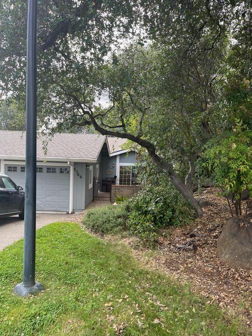 3266 Amethyst Dr, Cameron Park, CA, 95682-8509 | Card Image