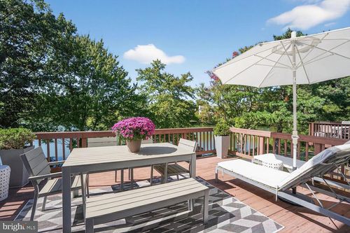 2922 Bridgehampton Ct, FALLS CHURCH, VA, 22042-4400 | Card Image