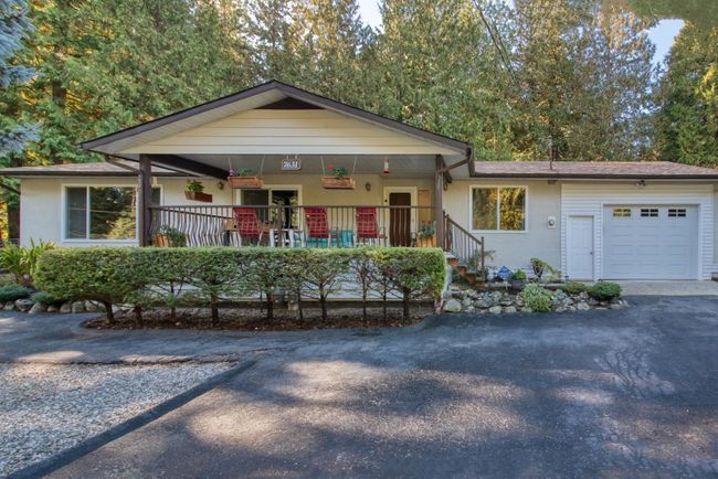 7631 Eureka Avenue, House other with 2 bedrooms, 2 bathrooms and null parking in Halfmoon Bay BC | Image 4