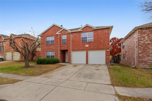 8413 Southern Prairie Dr, Fort Worth, TX, 76123-2907 | Card Image