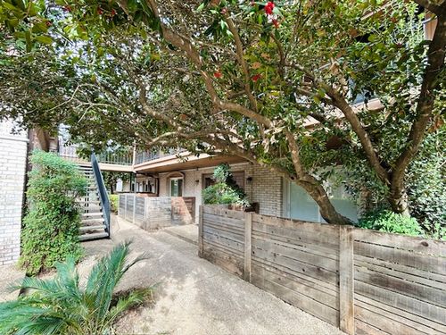 apt-246-7801 Shoal Creek Blvd, Austin, TX, 78757-1029 | Card Image