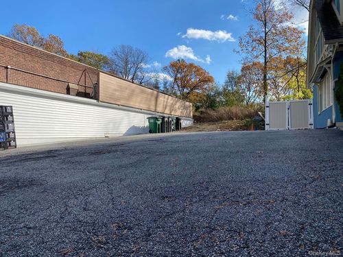 466 Palmer Rd, Yonkers, NY, 10701-5207 | Card Image