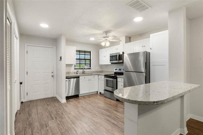 2723 Beacon St, Townhouse with 2 bedrooms, 2 bathrooms and null parking in EUSTIS FL | Image 10