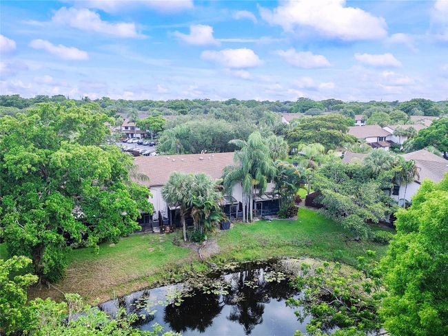 4306 Carambola Cir N, Townhouse with 2 bedrooms, 3 bathrooms and null parking in Coconut Creek FL | Image 25