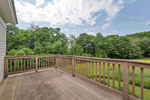 27 Wentworth Ave, Laconia, NH, 03246-3039 | Card Image