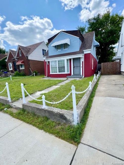 19207 Moenart St, Detroit, MI, 48234-2381 | Card Image