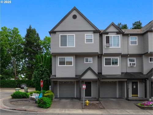 7888 Ne Kian Ln, Beaverton, OR, 97006-1531 | Card Image